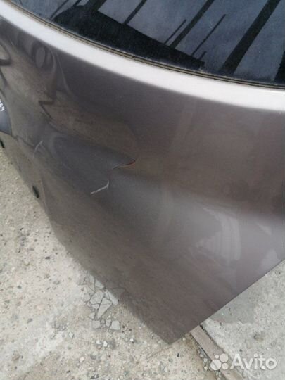 Дверь багажника Nissan March K12