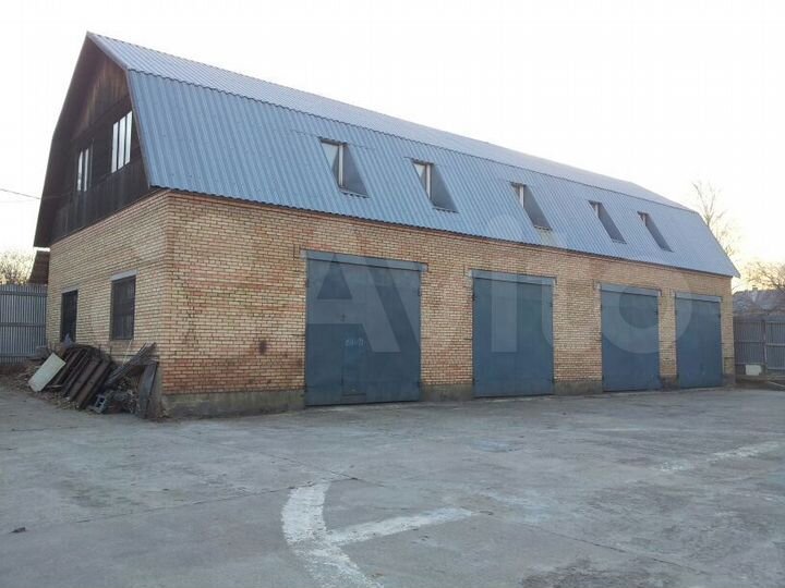 Дом 425 м² на участке 20 сот.