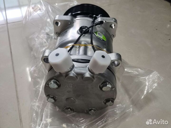 Компрессор кондиционера на Спринтер