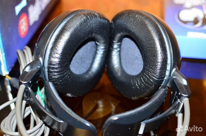 Наушники Magic Listening Hyper Training Phono for