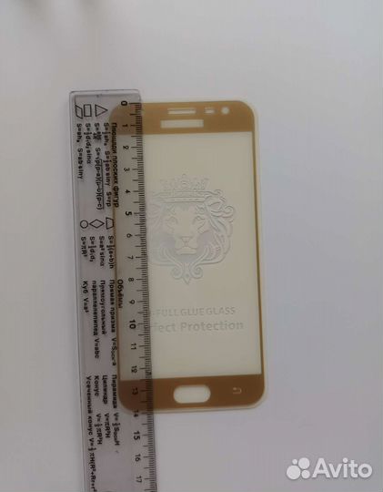 Защитное стекло на телефон