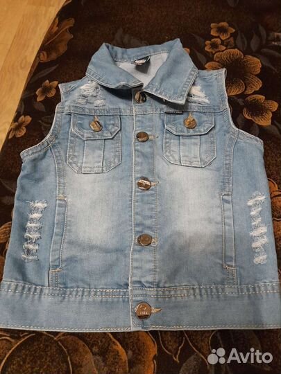 Жилетка для мальчика 98