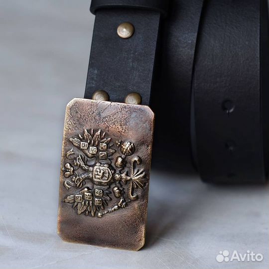 Кожаный ремень с царской пряжкой
