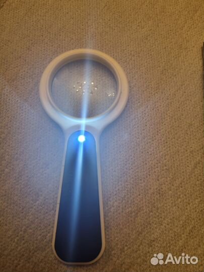 Лупа концелярская с подсветкой