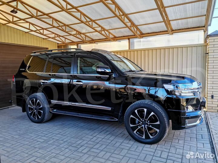 Обвес Toyota Land Cruiser 200 modellista 2016+