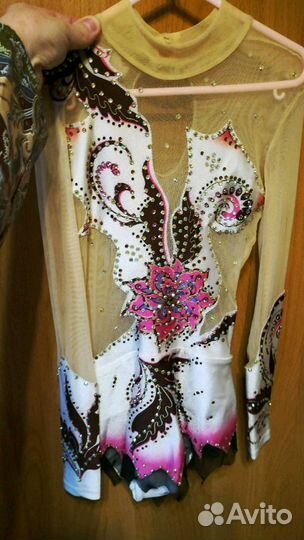 Прокат.Купальники для художественной гимнастики ил