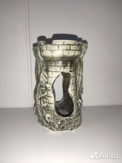 Замок для аквариума