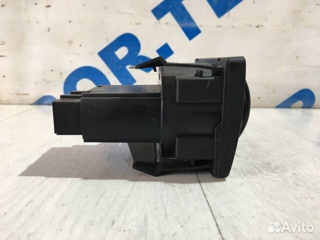 Блок управления светом ford focus 2 1.4 мт седан