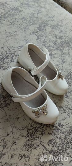 Сандали на девочку 27