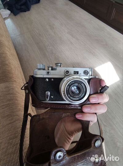 Плёночный фотоаппарат Зоркий 2-С