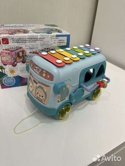 Автобус-сортер с ксилофоном