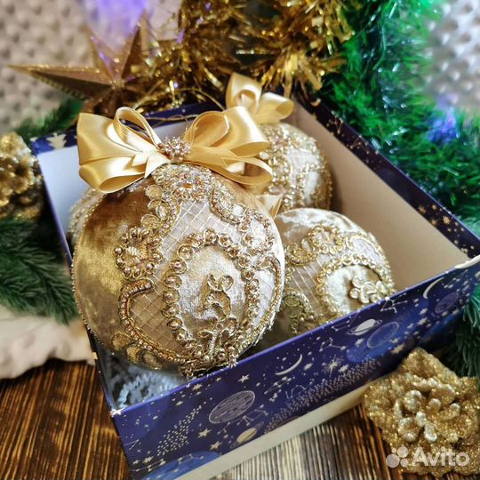 Новогодние игрушки ручной работы