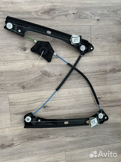 Стеклоподъемник передней левой двери VW Jetta 6