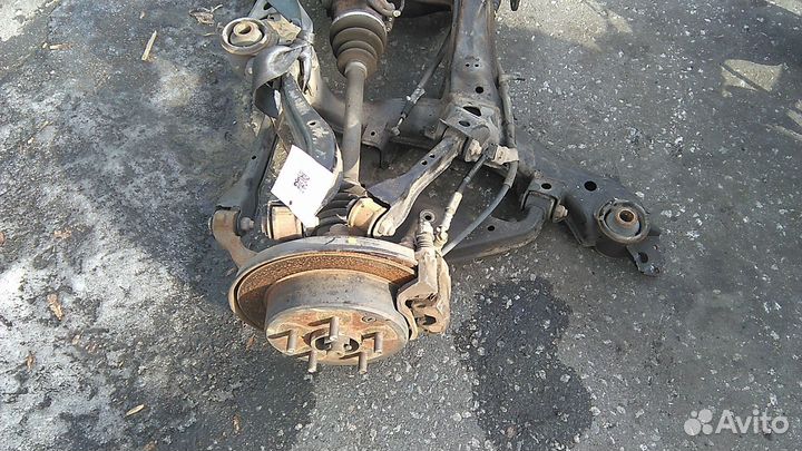 Подрамник nissan laurel C35 rb20de