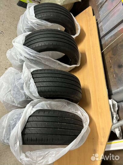 Goodyear EfficientGrip 2 SUV 235/55 R19 105V