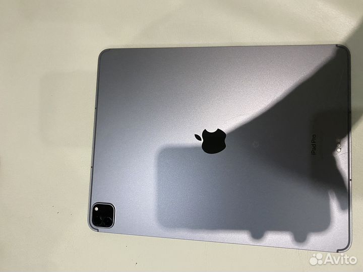 iPad pro 12.9 m2 2022 256 6поколение