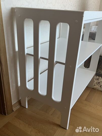 Пеленальный столик