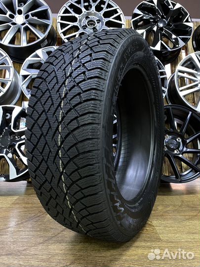 Nokian Tyres Hakkapeliitta R5 275/35 R20 102T
