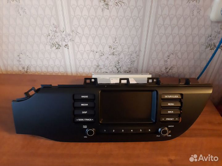 Штатная магнитола Киа Рио 4