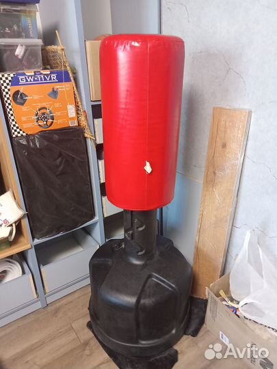 Продается боксерская груша, напольная