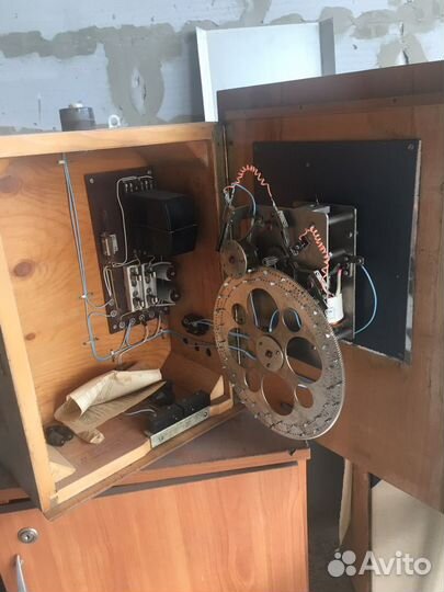 Часы настенные СССР стрела