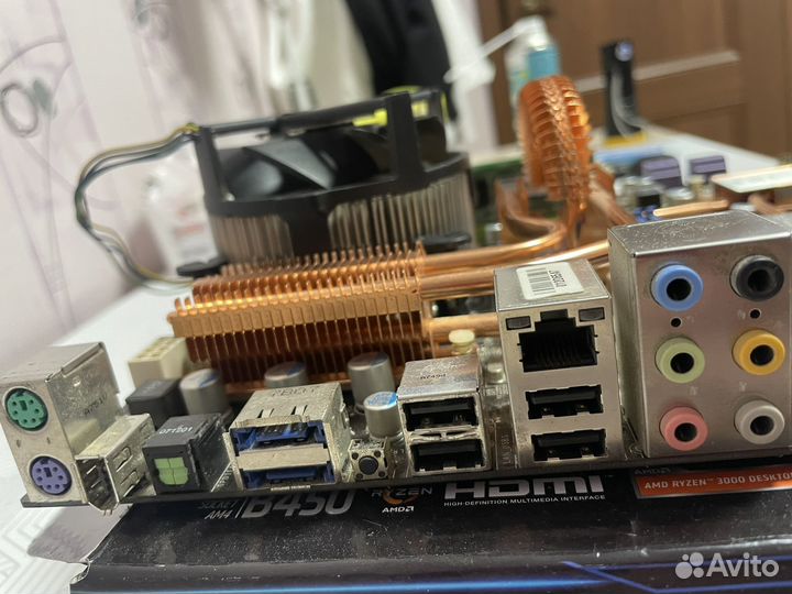 Материнская плата с процессором (core 2 duo E8200)