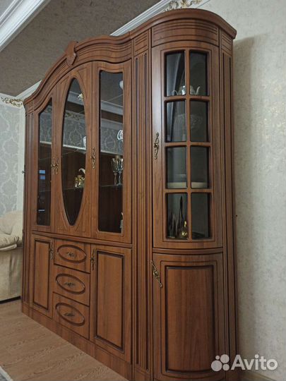 Шкаф для посуды горка