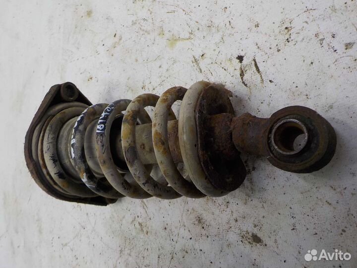 Стойка nissan wingroad задняя левая