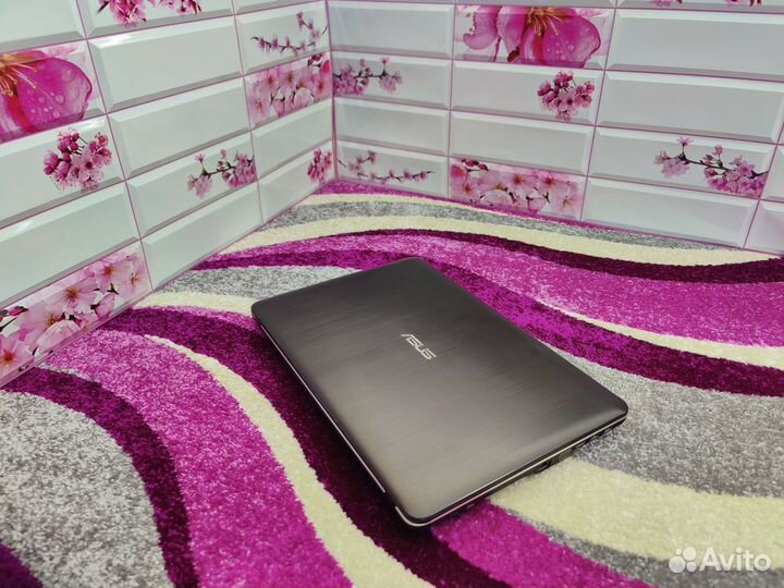 Ноутбук asus IPS/Intel Core i5/AMD Radeon R5 M420