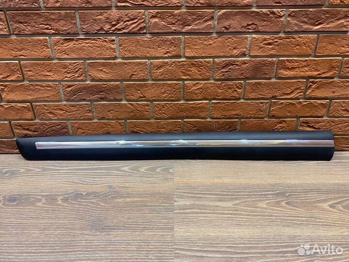 Молдинг двери перед левой Land Cruiser Prado150