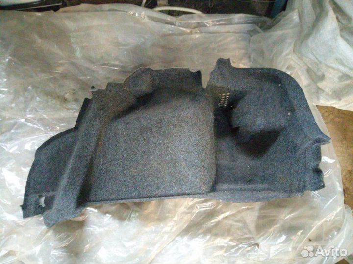 Обшивка багажника правая Volkswagen Polo 2009-2015