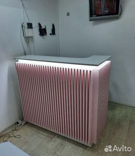 Новая Стойка-Ресепшен 