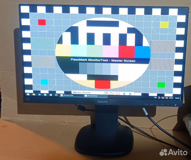 Монитор Philips 22 дюйма