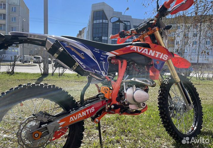 Мотоцикл Avantis A2 LUX (172FMM) PRO sport птс