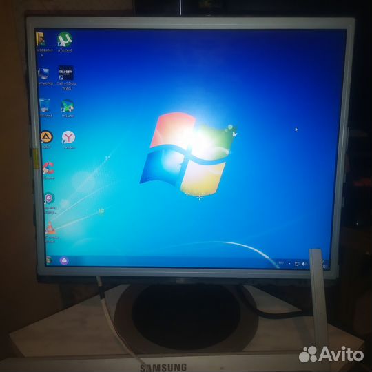 Монитор Samsung SyncMaster 721N