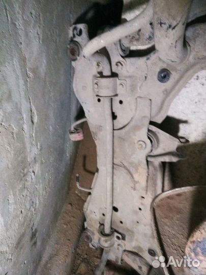 Передний подрамник форд фокус 2