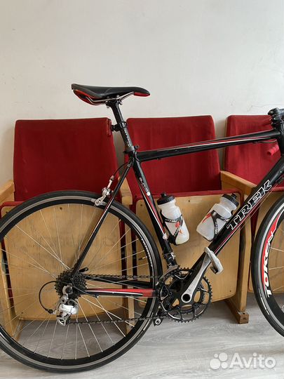 Шоссейный велосипед Trek 1.2 2008 года