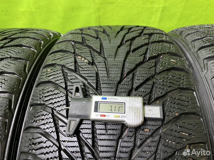 Nokian Tyres Hakkapeliitta R2 235/40 R18 95R