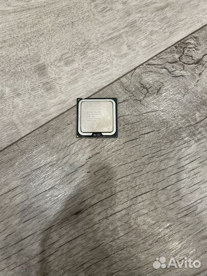Intel Pentium E2200 2 ггц