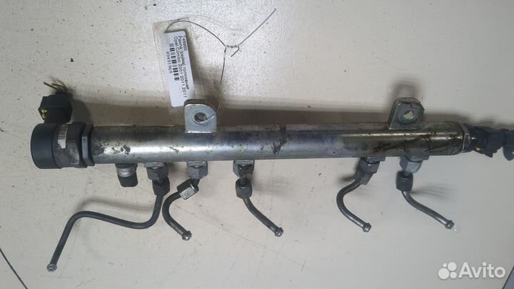 Рампа топливная Opel Combo, 2011