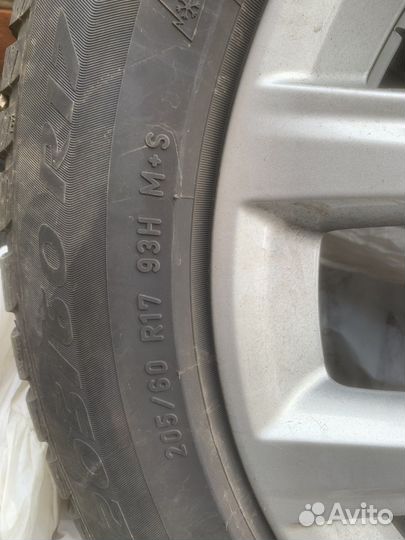 Pirelli Winter Sottozero 205/60 R17