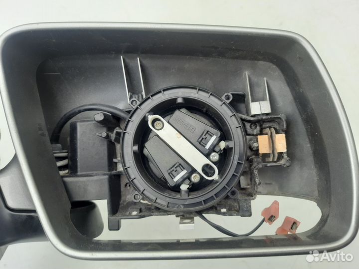 Корпус правого зеркала Ауди А6 С5