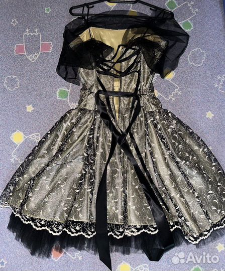 Вечернее платье