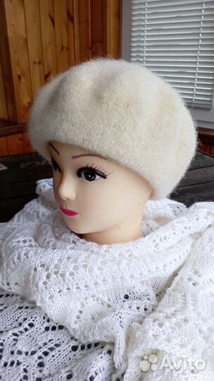 Берет вязаный валяный