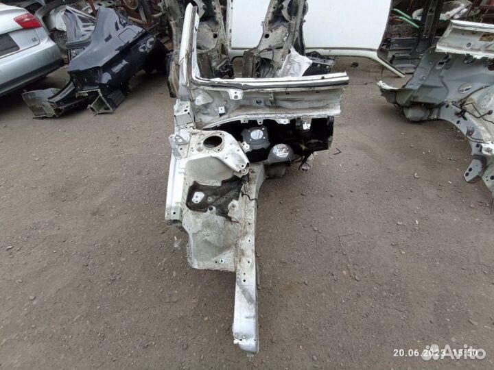 Лонжерон передний правый Lexus Rx350 2010