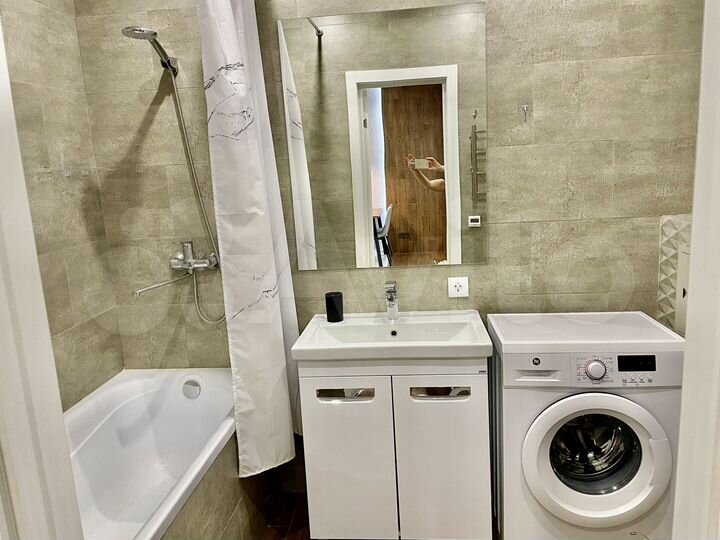 2-к. квартира, 37 м², 9/25 эт.