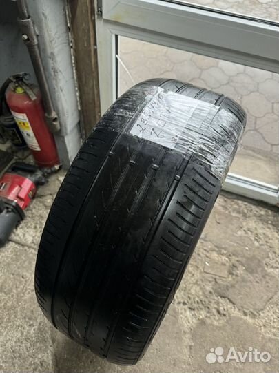 Zeta Alventi 235/45 R19 99W