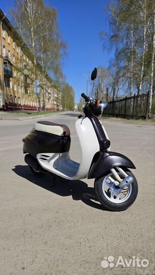 Скутер Honda Giorno