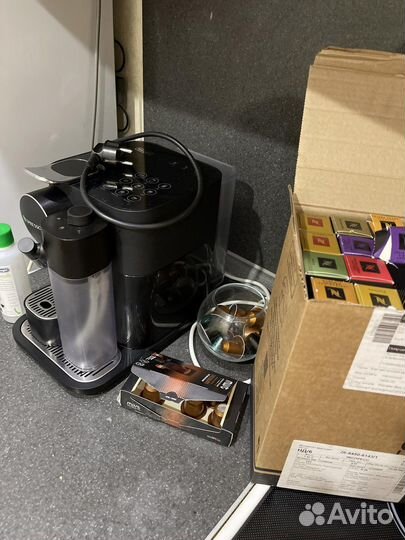 Кофемашина nespresso с капучинатором