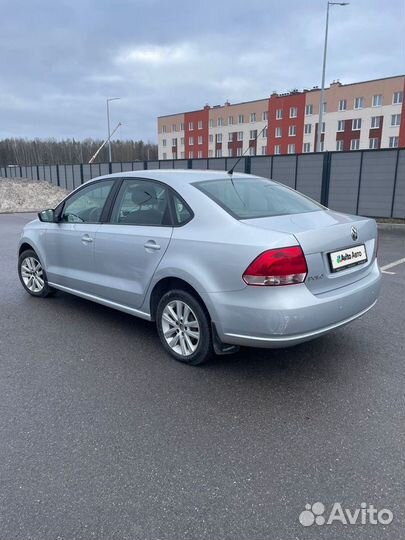 Volkswagen Polo 1.6 AT, 2013, 99 100 км